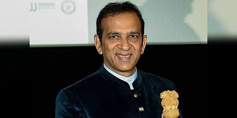 காஷ்மீர் விவகாரம் : இந்திய தூதரை நேரில் அழைத்து கண்டனம் தெரிவித்த பாகிஸ்தான்