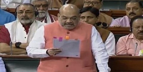 காஷ்மீர் மறு சீரமைப்பு மசோதா மக்களவையில் தாக்கல் - காரசார விவாதம்