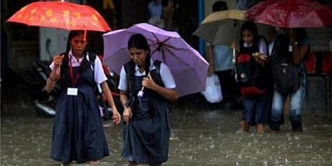 நீலகிரியின் 4 தாலுக்காவிற்கு இன்றும் விடுமுறை