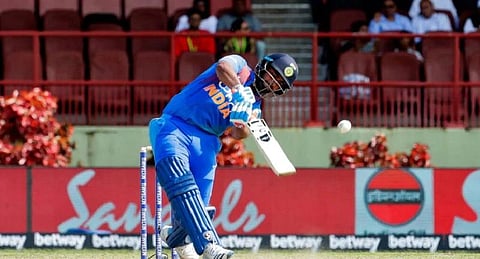 தோனியின் சாதனையை முறியடித்த ரிஷப் பந்த்