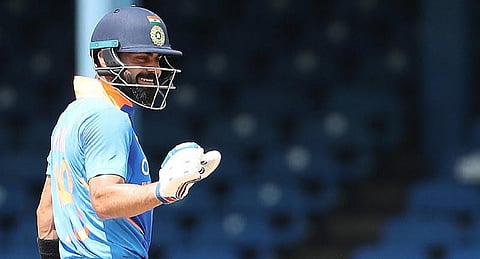 சாதனை மழையில் நனைந்த விராட் கோலி !