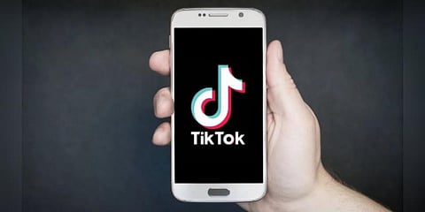 ’இந்தி, மராத்தி மட்டும்தான்’: புனேவில் ’டிக் டாக்’ திரைப்பட விழா!