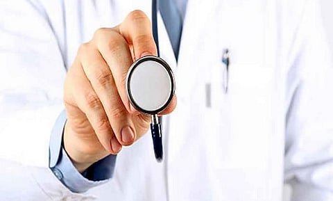 பிரதமர் மருத்துவக் காப்பீடு திட்டத்தின் கீழ் புற்றுநோய்க்கு சிகிச்சை?