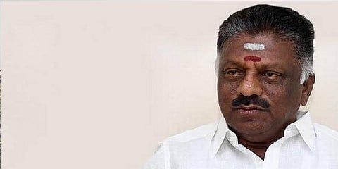 ஸ்டாலின் போன்று போஸ் கொடுக்க வரவில்லை : துணை முதலமைச்சர் விமர்சனம்