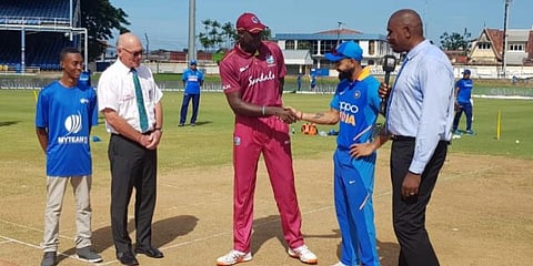 டாஸ் வென்றது வெஸ்ட் இண்டீஸ் - இந்தியா முதல் பவுலிங்