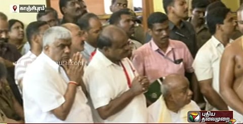 அத்திவரதரை தரிசித்த குமாரசாமி, தேவகவுடா