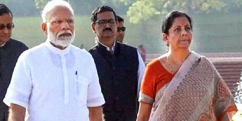 நாட்டின் பொருளாதார மந்த நிலை குறித்து பிரதமர் மோடி ஆய்வு