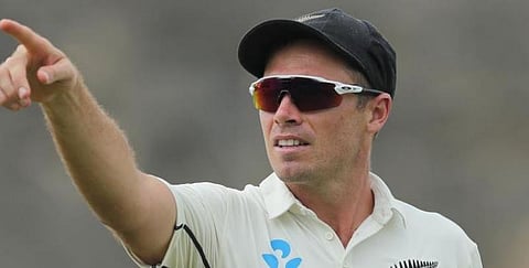 டெஸ்ட் கிரிக்கெட்டில் சச்சினின் சிக்சரை சமன் செய்த சவுதி!