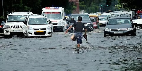 பருவமழை தீவிரம்: வட மாநிலங்களில் கனமழை