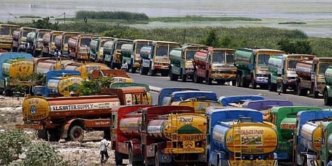 வேலைநிறுத்தத்தில் தண்ணீர் லாரி உரிமையாளர்கள்: சிக்கலில் பொதுமக்கள்!