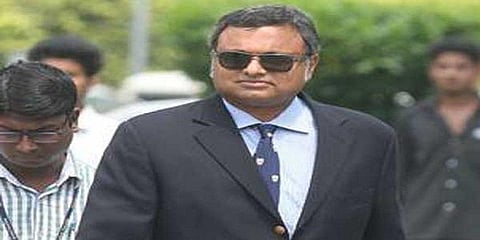 கார்த்தி சிதம்பரத்திற்கு வலைவிரிக்கும் சிபிஐ - 5 நாடுகளுக்கு கடிதம்!