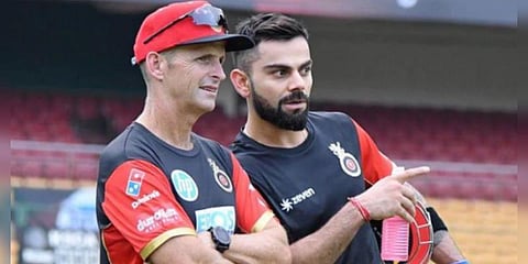 ஆர்சிபி அணியில் அதிரடி மாற்றம்: கேரி கிறிஸ்டன், நெஹ்ரா நீக்கம்