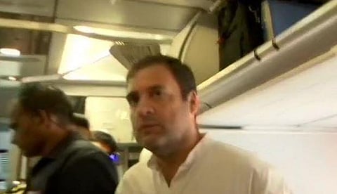 காஷ்மீர் சென்ற ராகுலை திருப்பி அனுப்பிய அதிகாரிகள்