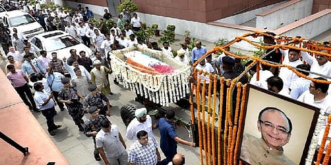 அருண் ஜெட்லி இறுதிச் சடங்கில் செல்போன்கள் திருட்டு