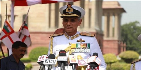 “இந்திய கடற்படை பின் தங்கியிருக்கிறது” - தளபதி அட்மிரல் கரம்பீர் சிங்