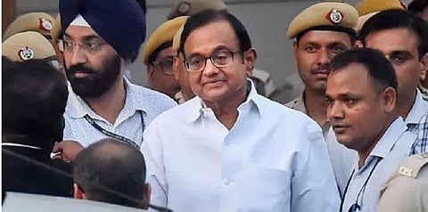 ப.சிதம்பரத்தை கைது செய்ய நாளை வரை தடை