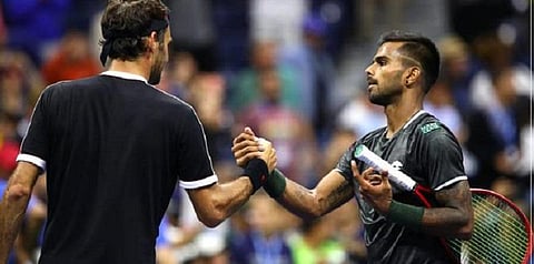 ஃபெடரருக்கு அதிர்ச்சியளித்த இந்திய வீரர் சுமித் நாகல் !