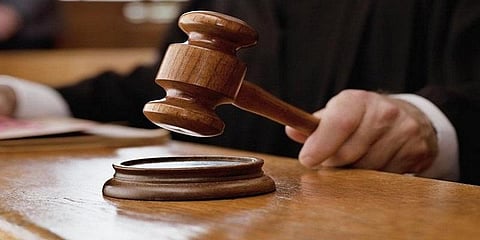 நான்கு கொலை செய்த வாலிபருக்கு நான்கு ஆயுள் தண்டனை