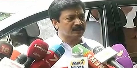 “எழுதி தருவதை சொல்வதுதான் ஸ்டாலின் வேலை” - சிவி சண்முகம்