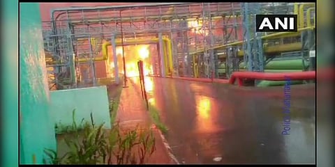 மும்பை ஓஎன்ஜிசி ஆலையில் தீவிபத்து: 7 பேர் உயிரிழப்பு