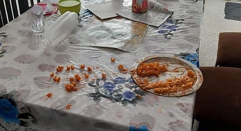 திருடச் சென்ற வீட்டில் சமைத்து சாப்பிட்ட கொள்ளையர்கள்..!