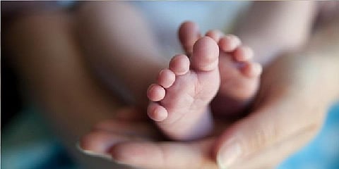 மூளைச்சாவு அடைந்த கர்ப்பிணிக்கு 117 நாட்களுக்கு பிறகு பிறந்த குழந்தை