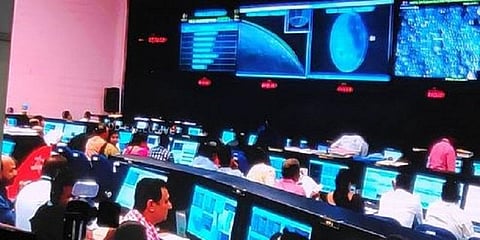 இஸ்ரோ விஞ்ஞானிகளின் முயற்சிக்கு தலைவர்கள் பாராட்டு