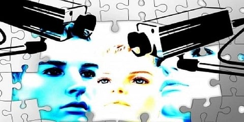 ''துணிக்கடையில் உடை மாற்றும் போது வீடியோ'' - பெண் பத்திரிகையாளர் புகார்!