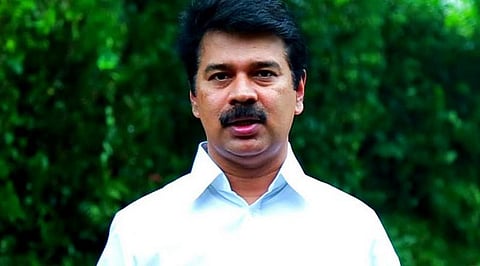 ஆதிவாசிகளின் 32 ஏக்கர் நில அபகரிப்பு.. முன்னாள் எம்.பி பட்டாவை ரத்து செய்த உதவி ஆட்சியர்..!