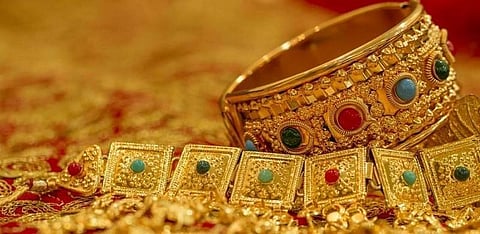 6 நாட்களில் சவரனுக்கு 960 ரூபாய் குறைந்தது தங்கம்