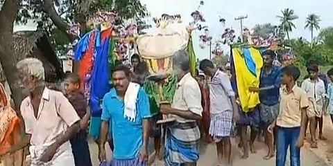 மொஹரம் ஊர்வலம் - இஸ்லாமியர்களுடன் கைகோர்த்த இந்துக்கள்