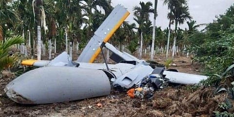 கீழே விழுந்து நொறுங்கிய ஆளில்லா விமானம் - தோல்வியில் முடிந்த சோதனை முயற்சி