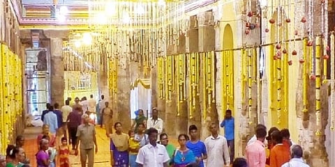 சிதம்பரம் ஆயிரங்கால் மண்டபத்தில் திருமண விவகாரம்: தீட்சிதர்களிடம் போலீசார் விசாரணை