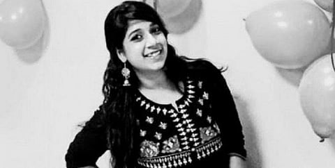 சுபஸ்ரீயின் குடும்பத்துக்கு ஸ்டாலின் நேரில் ஆறுதல்