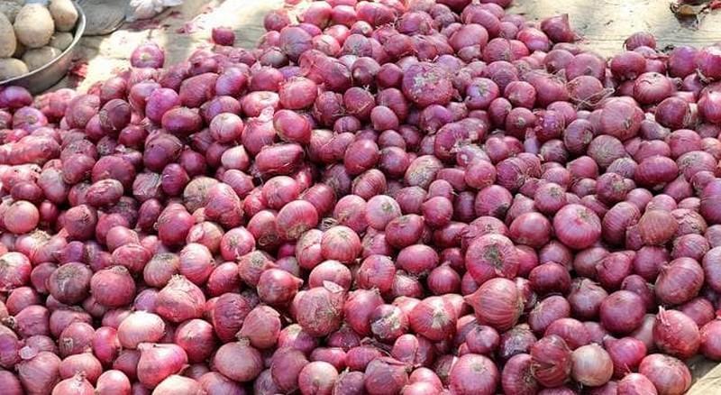 ஒரே வாரத்தில் இரண்டு மடங்கான வெங்காயம் விலை