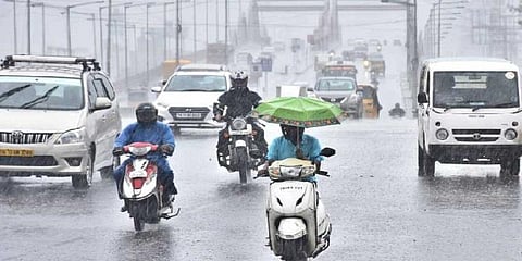 நாளை மற்றும் நாளை மறுநாள் கனமழை பெய்யும் - சென்னை வானிலை ஆய்வு மையம்