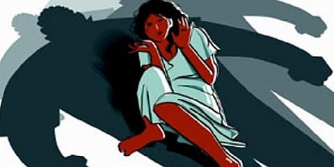 ‘கத்தி முனையில் கூட்டுப் பாலியல் வன்கொடுமை’ - போலீசில் புகார்