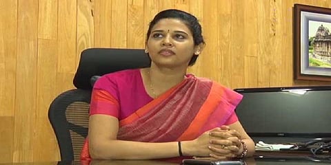 நிதியை தவறாக பயன்படுத்த ஒப்புதல் அளிக்காத ஐஏஎஸ் அதிகாரி இடமாற்றம்