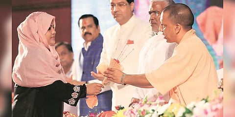 முத்தலாக் காரணமாக பாதிக்கப்பட்ட பெண்களுக்கு உதவித் தொகை: யோகி ஆதித்யநாத்