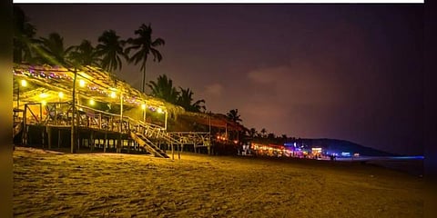 ’நிர்வாண பார்ட்டி’ போஸ்டருக்கு பின் இப்படியொரு திட்டம்: போலீசார் அதிர்ச்சி!