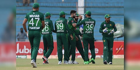 குணதிலகா சதம் வீண்: தொடரை வென்றது பாகிஸ்தான்