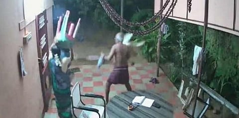 முதிய தம்பதியை தாக்கி கொள்ளையடிக்க முயன்ற விவகாரம்: முக்கிய நபர் கைது