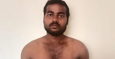 குடிபோதையில் ஏற்பட்ட தகராறில் வாலிபர் கத்தரிகோலால் குத்திக்கொலை