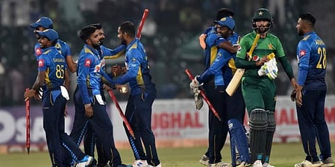 2வது டி20 போட்டியிலும் வெற்றி : பாகிஸ்தானிடம் கோப்பையை கைப்பற்றியது இலங்கை