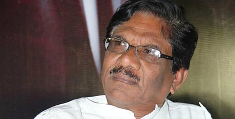 “கடிதம் எழுதியதற்கு தேசத்துரோக வழக்கா ?” - பாரதிராஜா வருத்தம்