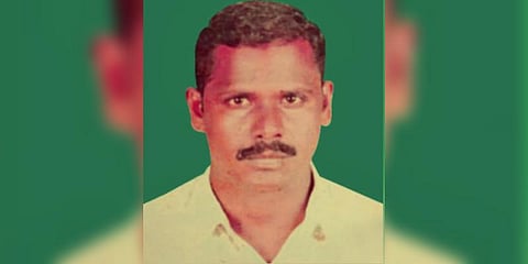 மனைவியின் கல்லறையில் இறந்து கிடந்த கணவர் - என்ன காரணம்?