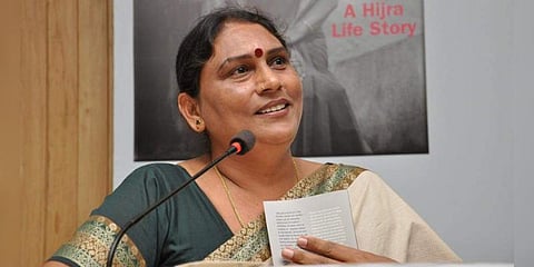 கொலம்பியா பல்கலையில் தமிழரின் புத்தகம் - பெருமை சேர்த்த திருநங்கை