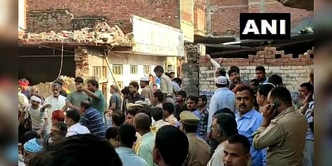 சிலிண்டர் வெடித்து இடிந்தது வீடு: 10 பேர் உயிரிழப்பு!