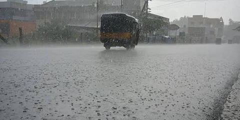 தமிழ்நாடு முதல் ஒடிசா வரை கனமழைக்கு வாய்ப்பு - இந்திய வானிலை ஆய்வு மையம்