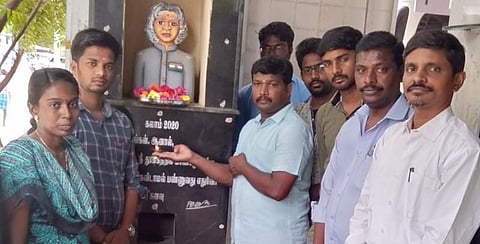 அப்துல்கலாம்தான் முன்மாதிரி : கலாமுக்கு கோயில் கட்டி வழிபடும் இளைஞர்!